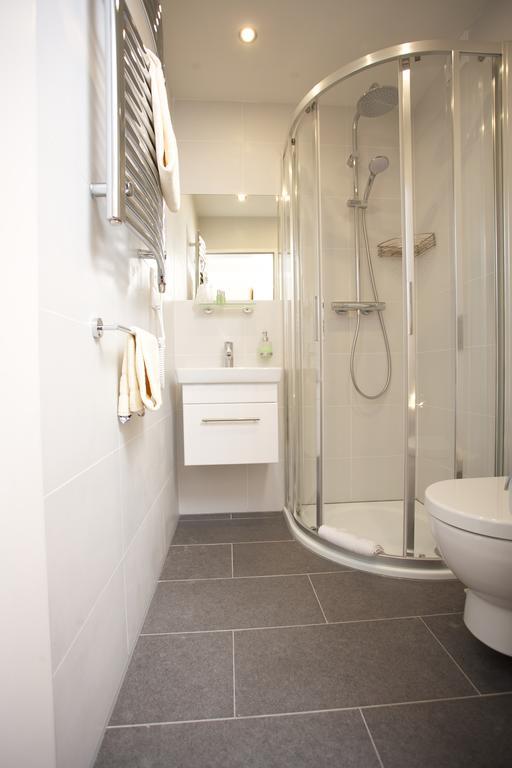 Hotel Reinhardtshof Garni Wolfschlugen 部屋 写真